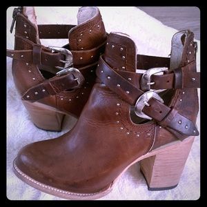 Freebird by Steven Rainbow Booties